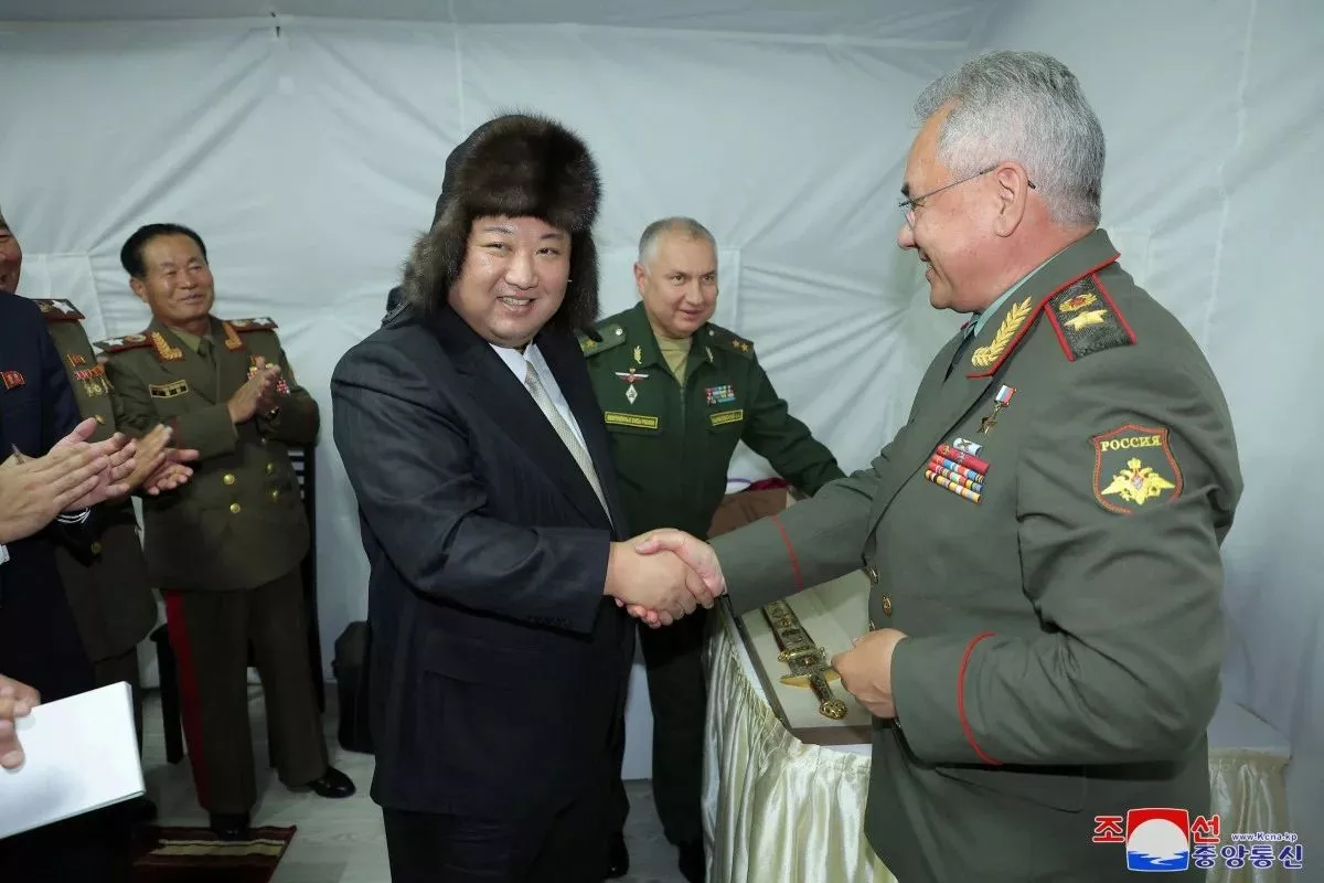 Умард Солонгосын удирдагчийн ОХУ-д хийсэн урт айлчлал өндөрлөв