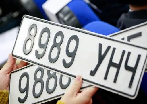 Иргэд, ААН тээврийн хэрэгслийг зарахдаа улсын дугаарыг хадгалуулах боломжтой болжээ