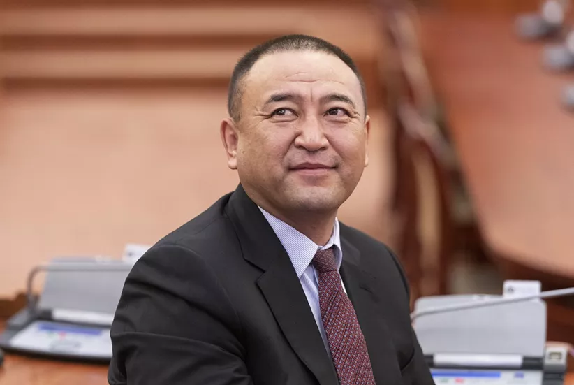 Б.Чойжилсүрэн: 2024 оны эхний хагаст иргэдийн орлого тогтворжвол цахилгаан, дулааны үнэ нэмэх талаар ярьж таарна