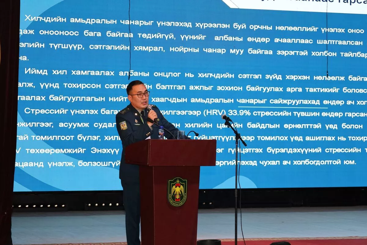 Б.Цэдэндорж: Юун хил хамгаалах, харанхуйд ганцаараа гарч чадахгүй, амархан уйлчихдаг залуус ч цэргийн албанд ирж байна