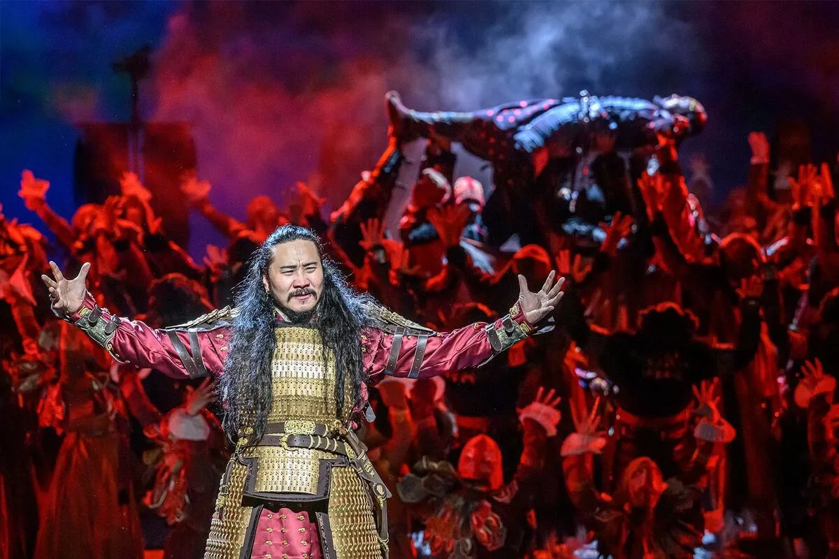 Их Британийн сонинд нийтлэгдсэн “The Mongol Khan” жүжгийн шүүмж