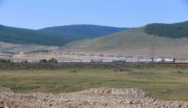 УБТЗ ХНН энэ сарын 1-нээс эхлэн зорчигч болон ачаа тээвэрлэх үнээ индексжүүлэн нэмжээ