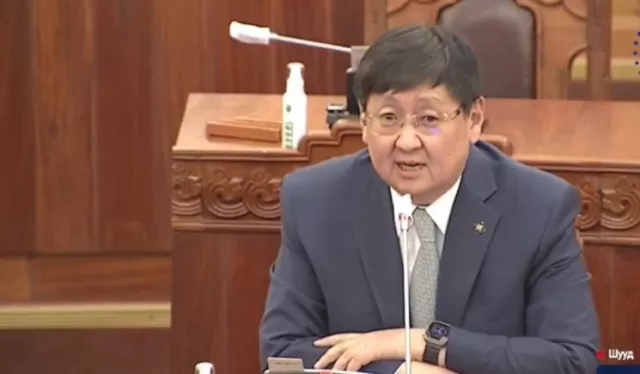 Ч.Хүрэлбаатар:Тэрбум тэрбум төгрөгөөр Монгол Улсыг харлуулж хоёр хуваадаг, доромжилдог байдлыг зогсоох цаг ирсэн
