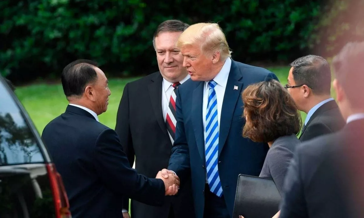 Хойд Солонгосын генералыг хүлээж авсныхаа дараа Трамп "уулзалт хугацаандаа болно" гэж зарлалаа