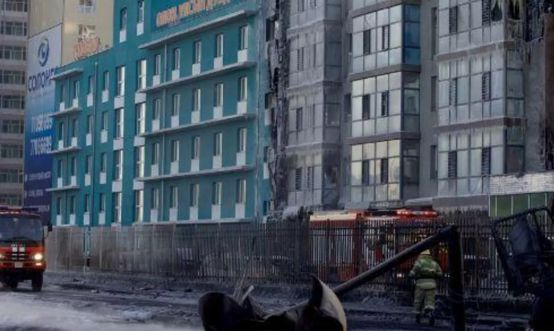 Жолооч Н.Рэнцэндоржийг хорьж, Э.Мөнхнаранг гадуур шалгаж байгаа бололтой