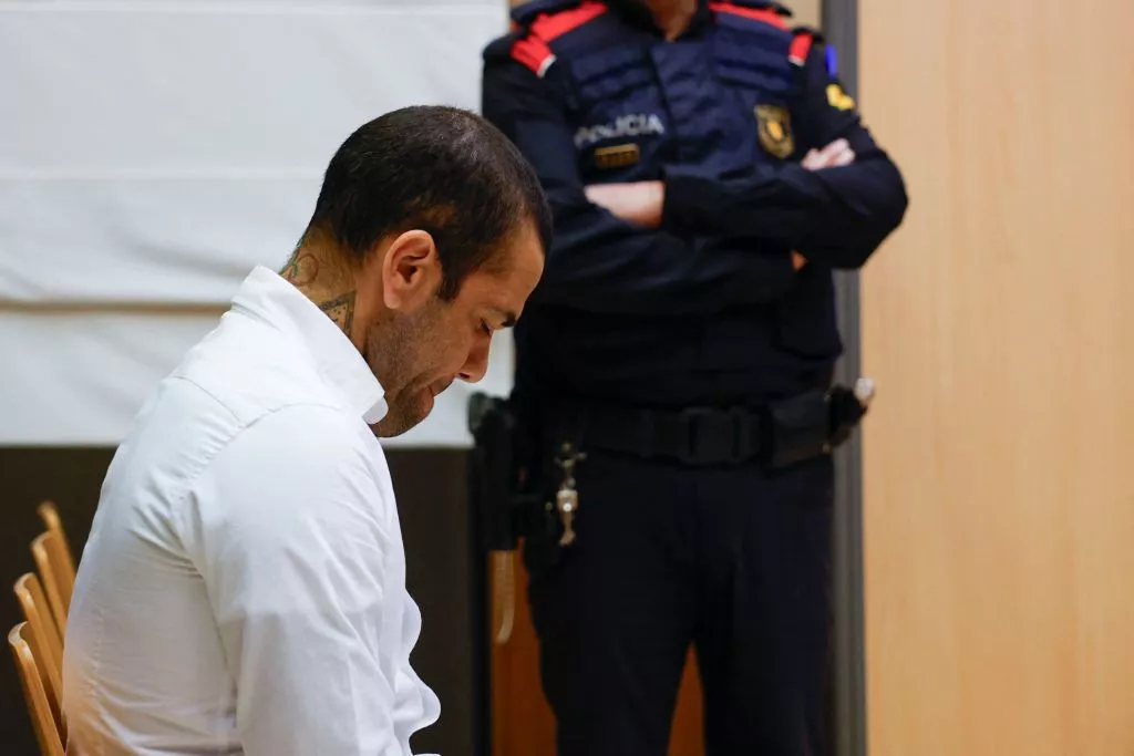 Дани Алвеш шүүхээс дөрвөн жил зургаан сарын ял авлаа