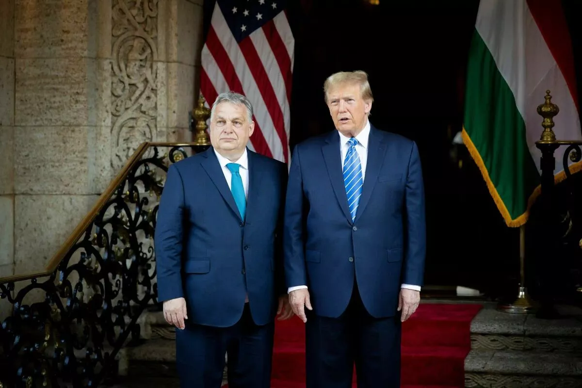 Виктор Орбан: Трамп ерөнхийлөгч болбол Украинд сохор зоос ч өгөхгүй