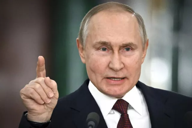 Путин цөмийн зэвсгээр сүрдүүлээгүй, Америкийн хэвлэлүүд “үгийг нь гуйвуулсан“ гэж Кремль тайлбарлалаа