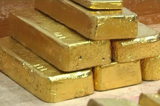Монголбанк энэ оны эхний 3 сард 2.2 тонн үнэт металл худалдан авлаа