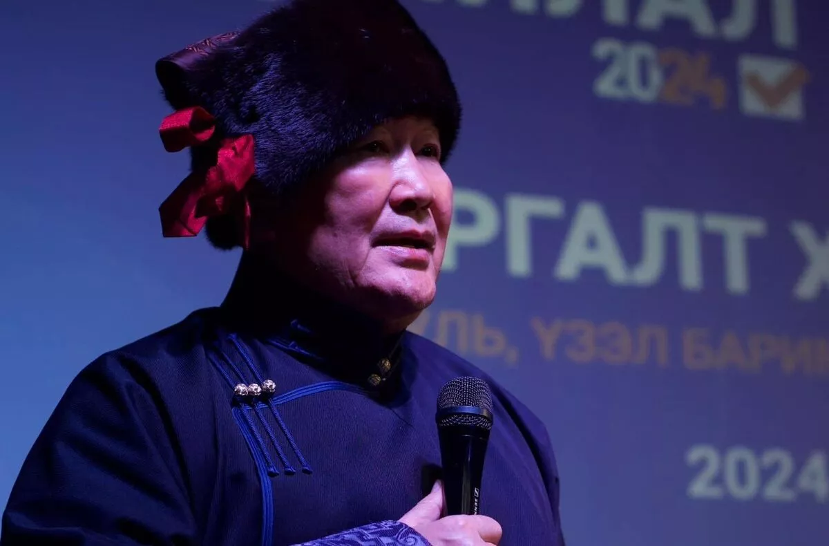 Х.Баттулга УИХ-д нэр дэвшихгүй гэдгээ АН-ын даргад хэлжээ