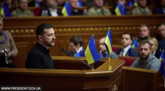 В.Зеленский “ялалтын төлөвлөгөөгөө” Дээд Радад танилцуулжээ