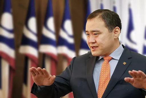 МАН-ынхан Лу.Гантөмөрт: “Намын даргаа өгч болохгүй“ гэжээ