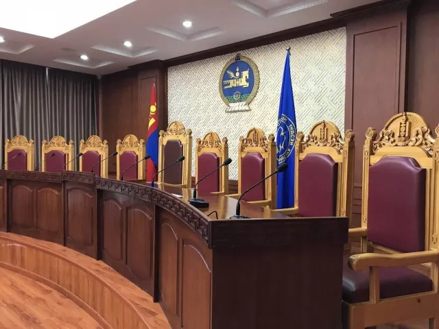 Цэц “…Онцгой дэглэм тогтоож Үндсэн хуулийн зөрчсөн” гэж дүгнэхэд бэлэн болжээ