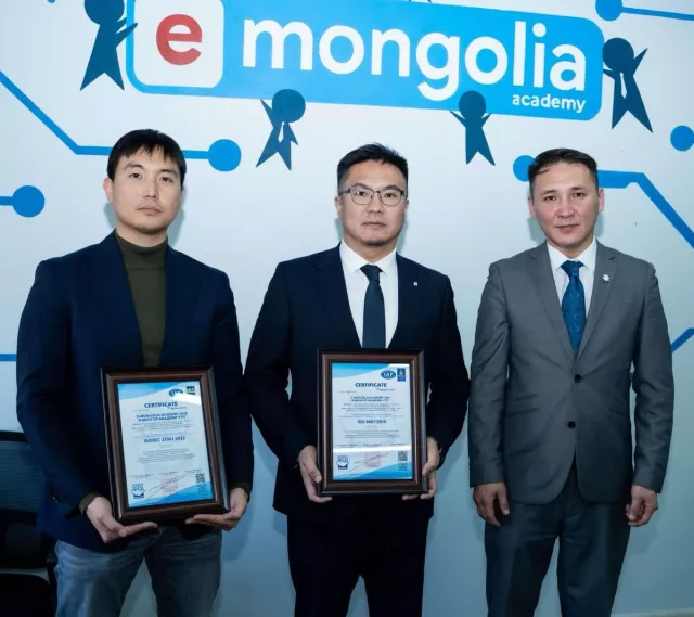 “И-Монгол Академи“ УТҮГ  нь ISO 27001:2022 болон ISO 9001:2015 стандартын гэрчилгээ гардан авлаа