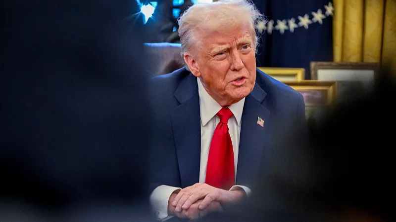 Ромын Папаар Америк хүн сонгогдсонд Трамп баяртай байна