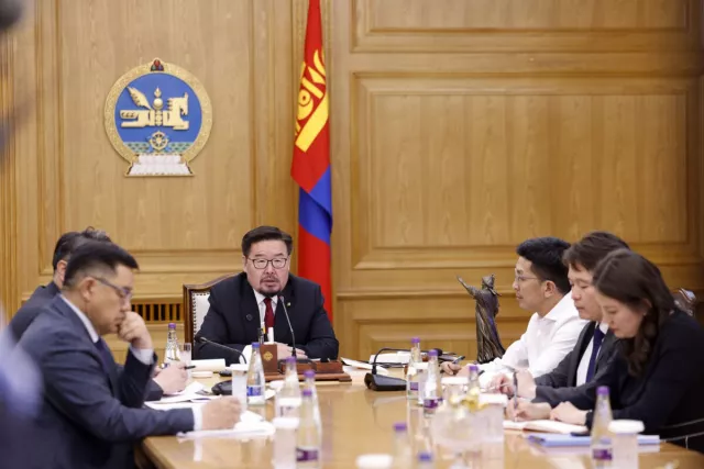 Улаанбурхан өвчний дэгдэлтийг таслан зогсоох, дархлаажуулалт зохион байгуулах, эмчилгээ, оношилгоонд шаардлагатай таван тэрбум төгрөгийг Засгийн газрын нөөц сангаас гаргана