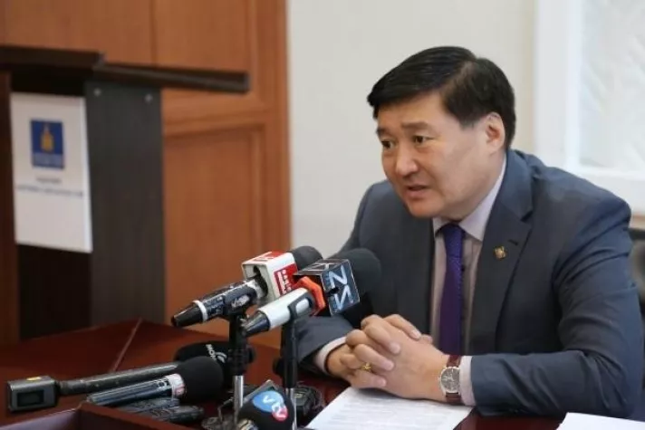 Ажлаа хийдэггүй, худалч Хөдөлмөр, нийгмийн хамгааллын сайд С.Чинзоригийг огцруулах хэрэгтэй 