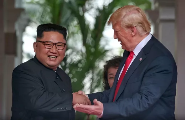 Трамп Кимтэй хэлэлцээ хийхээр зорьж байна