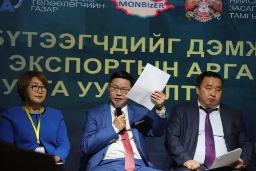 Ч.ДАВААБАЯР: БАЯЛАГ БҮТЭЭГЧИД, ҮЙЛДВЭР ҮЙЛЧИЛГЭЭ ЭРХЛЭГЧДИЙНХЭЭ САНАЛЫГ ХАМГААЛАН ТЭМЦСЭЭР БАЙХ БОЛНО
