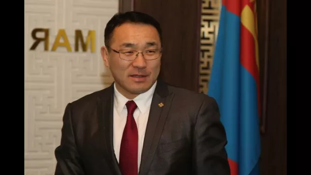 “ТАВАН ТОЛГОЙ”-Г ХӨДӨЛГӨВӨЛ Д.СУМЪЯАБАЗАРТ БААТАР ЦОЛ ОЛГОСОН Ч ЯАДАГ ЮМ