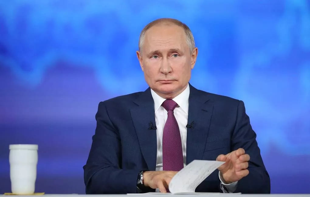 Путиныг хэн залгамжлах вэ?