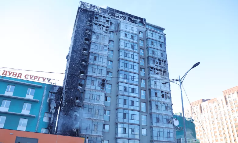 Дүнжингаравын уулзварт болсон дэлбэрэлтийн хэрэгт “Дашваанжил“ ХХК-ийн жолоочийг дахин яллагдагчаар татаж, шүүхэд шилжүүлжээ