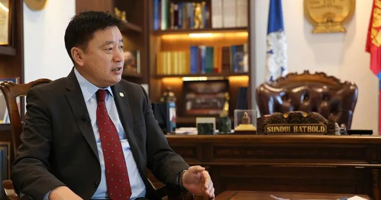 Нийслэлийн захиргааныхан 60 биш, 80 тэрбумыг төсвөөс "хусчээ"