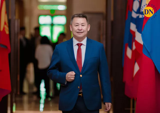 Ш.Адьшаа: Тэтгэврийг доод тал нь хоёр сая төгрөгт хүргэж байж ахмадууд үнийн өсөлт, эдийн засгийн дарамтаас хамгаалагдана