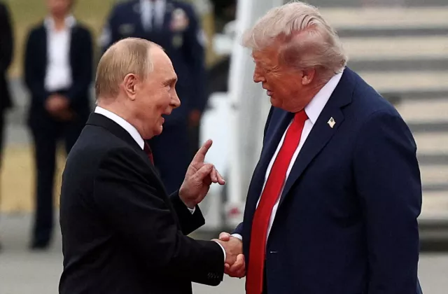 Путин-Трампын яриа: Дизель түлш нийлүүлэхээр тохиролцсон ч энхийн хэлэлцээний тов тодорхойгүй үлдэв