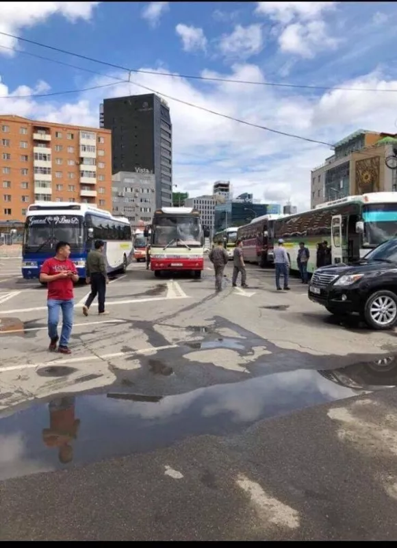 Ослын газар луу нийт 19 автобус хөдөллөө