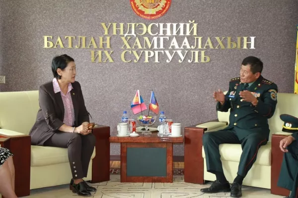 Ц.Цогзолмаа сайд их, дээд сургуулийн хичээлийн шинэ жилийн бэлтгэл ажилтай танилцлаа