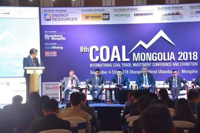 "Сoal Mongolia-2018"-ын өнөөдрийн хөтөлбөртэй танилц