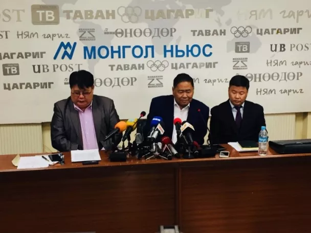 Талийгаач Т.Гомбосүрэнгийн авга ах н.Ганхуяг: Миний дүү төрийн албан хаагч нэртэй алуурчдын гарт амиа алдсан