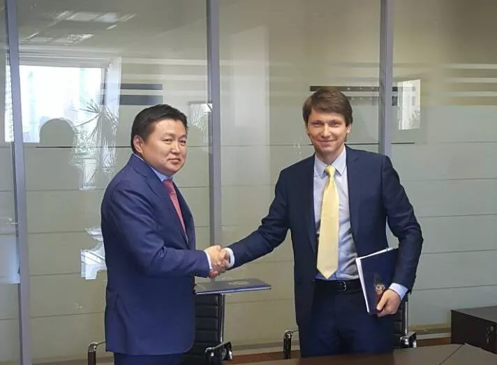 ОХУ-аас Монгол улсад нийлүүлэх хөдөө аж ахуйн техникийн экспортыг Внешэконом банк санхүүжүүлж байна
