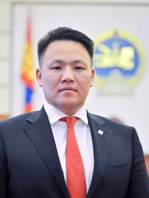 Н.Номтойбаяр хэрхэн Цагаан суваргыг авсан бэ