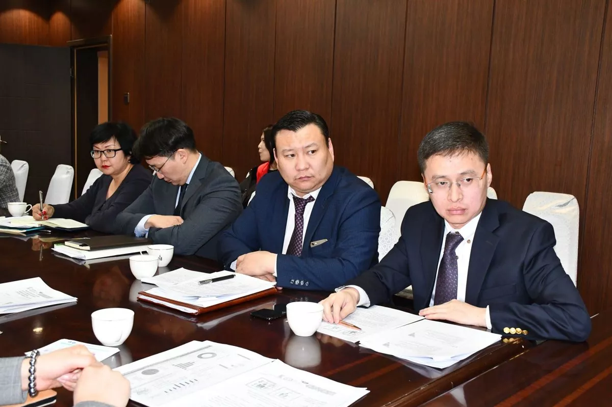 Хүүхдийг төрөнгүүт нь регистр олгох ажил өнөөдрөөс орон даяар хэрэгжиж эхэллээ