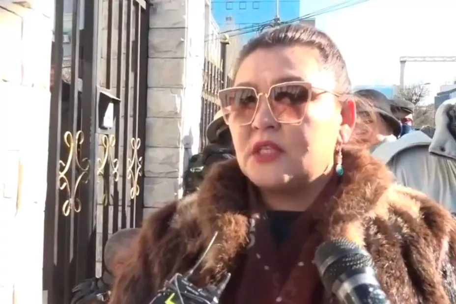 Х.Энхжаргалыг огцрохыг шаардсан иргэд маргаашнаас суулт зарлахаа мэдэгдлээ