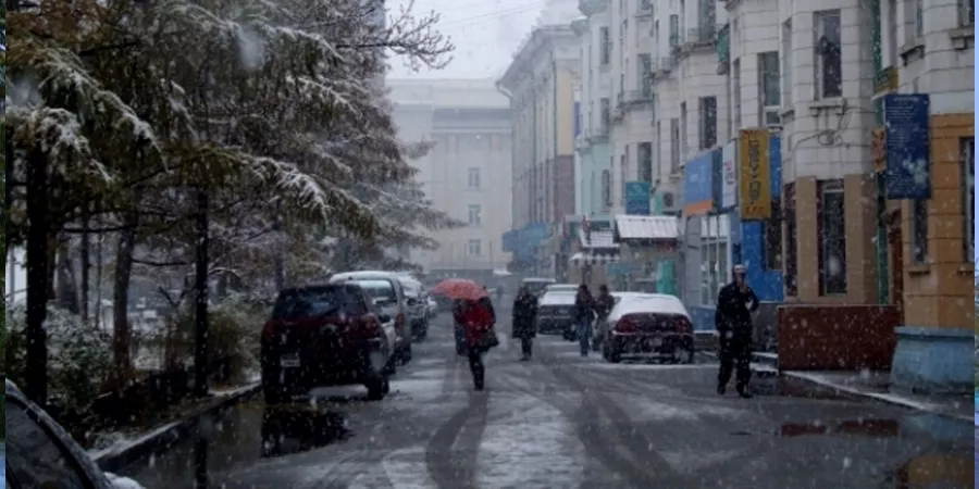 УЛААНБААТАРТ БАГА ЗЭРГИЙН ХУР ТУНАДАСТАЙ, 3-5 ГРАДУС ДУЛААН БАЙНА