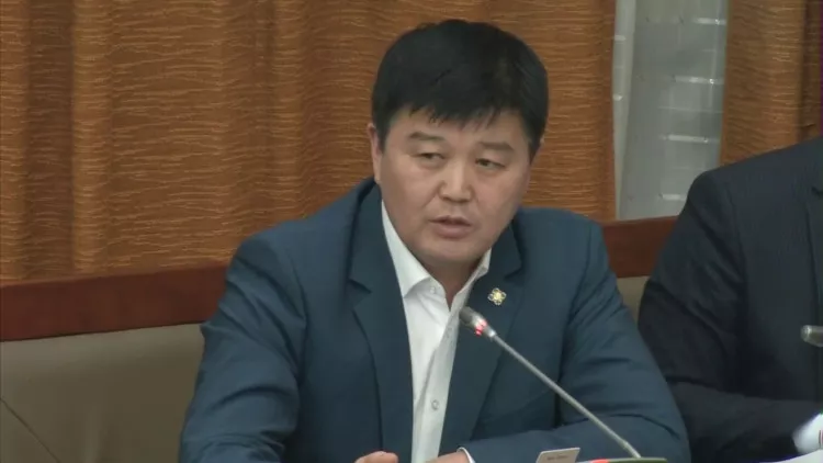 Х. Болорчулуун: Оюутолгой жилд 300 гаруй тэрбум төгрөгийн татвар төлдөгч түүнээс илүү өрийг Монголд үлдээж байна