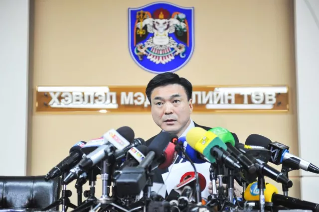 С.Амарсайхан: Сүхбаатарын талбайн урд хэсэгт нийслэлийн хөрөнгөөр усан оргилуур барина