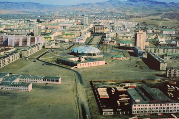 УЛААНБААТАРТ 18-20 ГРАДУС ДУЛААН БАЙНА