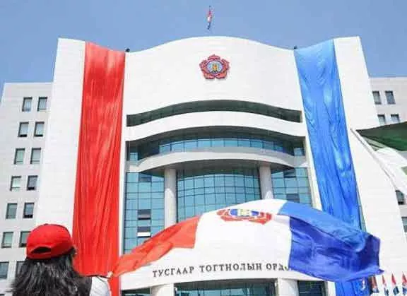 ХАМГИЙН СҮҮЛЧИЙН 60 ТЭРБУМТАНГ СОНГУУЛИЙН УРЬД ӨДӨР ХАЛЧИХААД ӨНДИЙТӨЛ...