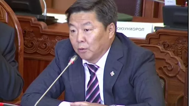 Д.Хаянхярваа: Ерөнхийлөгчөө хамтдаа огцоръё