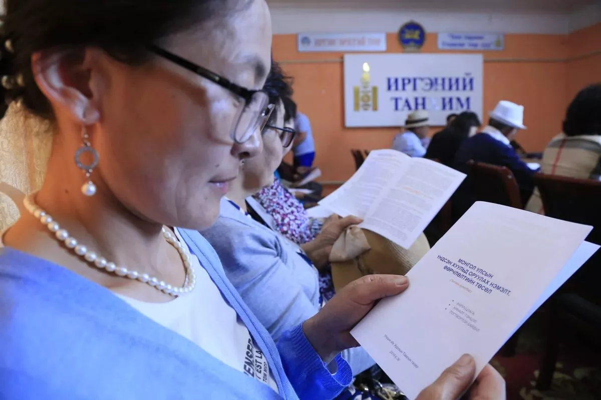 УИХ-ын гишүүн Ё.Баатарбилэг Үндсэн хуулийн нэмэлт, өөрчлөлтийн төслийн хэлэлцүүлгийг тойрогтоо хийлээ