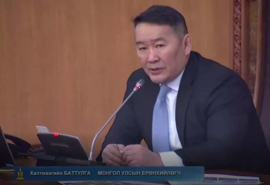Ерөнхийлөгч Х.Баттулга: Энэ байдлаараа цааш явбал УИХ-ыг тараана