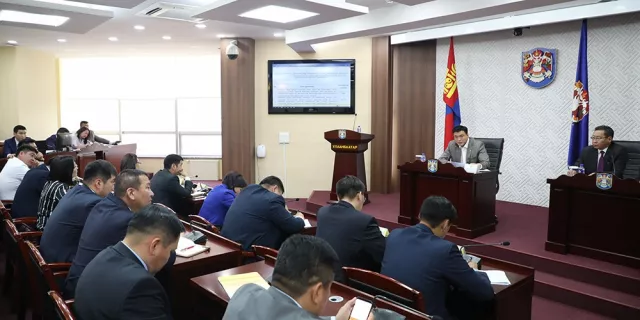 Дүүргийн Засаг дарга нар албан даалгаврын хүрээнд хийсэн ажлаа тайлагнав