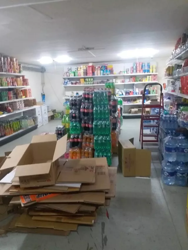 CU -н салбар дэлгүүр эрүүл ахуйн шаардлага хангахгүй газарт худалдаа хийж байжээ