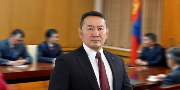 ЕРӨНХИЙЛӨГЧ: УИХ-ын гишүүдийн тоог 108, хугацааг 5 жил болгох санал хүргүүлжээ