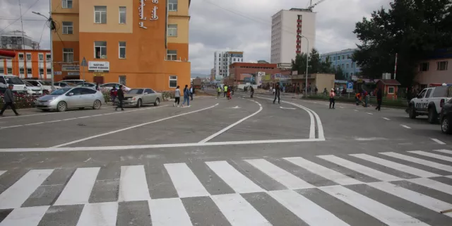 100 айлын авто замын зорчих хэсгийн хөдөлгөөнийг нээлээ