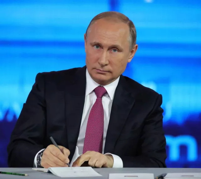 В.В.ПУТИН: МАНАЙ АРД ТҮМНҮҮД НАЙРАМДАЛ, ХАРИЛЦАН ХҮНДЭТГЭЛИЙН ЗАРЧИМД ТУЛГУУРЛАСАН БАТ ИТГЭЛЦЛЭЭР НЯГТ ХОЛБОГДСОН БИЛЭЭ